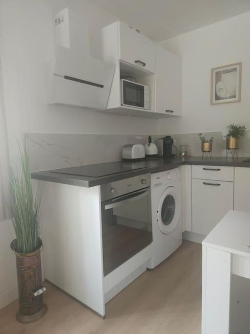 "La Tour", Logement Cosy, Au Calme Vertrieu Екстериор снимка